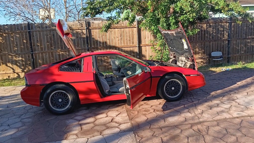 1988 Pontiac Fiero