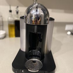 Nespresso vertuo Machine