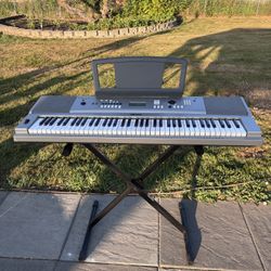 Yamaha Keyboard YPG-235