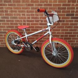 NEW 2025 SE BASHER 20 SINGLE SPEED SILVER STREAK RED KIDS YOUTH BOYS GIRLS BMX BIKE