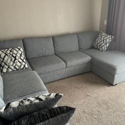 Vivian II Sectional Sleeper Sofa w/Right Chaise