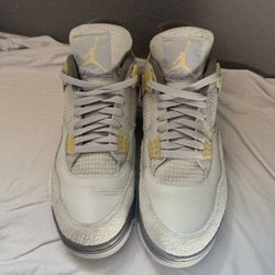 Mens shoes size 12 - Jordans