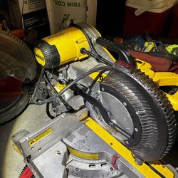 15 Amp 12 Inch Miter Saw With XPs Technology 