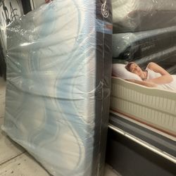 King Queen Size Tempurpedic ProAdapt,  ProBreeze,  LuxeBreeze Mattress  Pro Breeze /Luxe Adapt /Pro Adapt /Adapt /cloud /Tempur pedic contour Supreme 