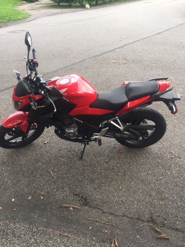 2015 Honda CB300F with Warranty