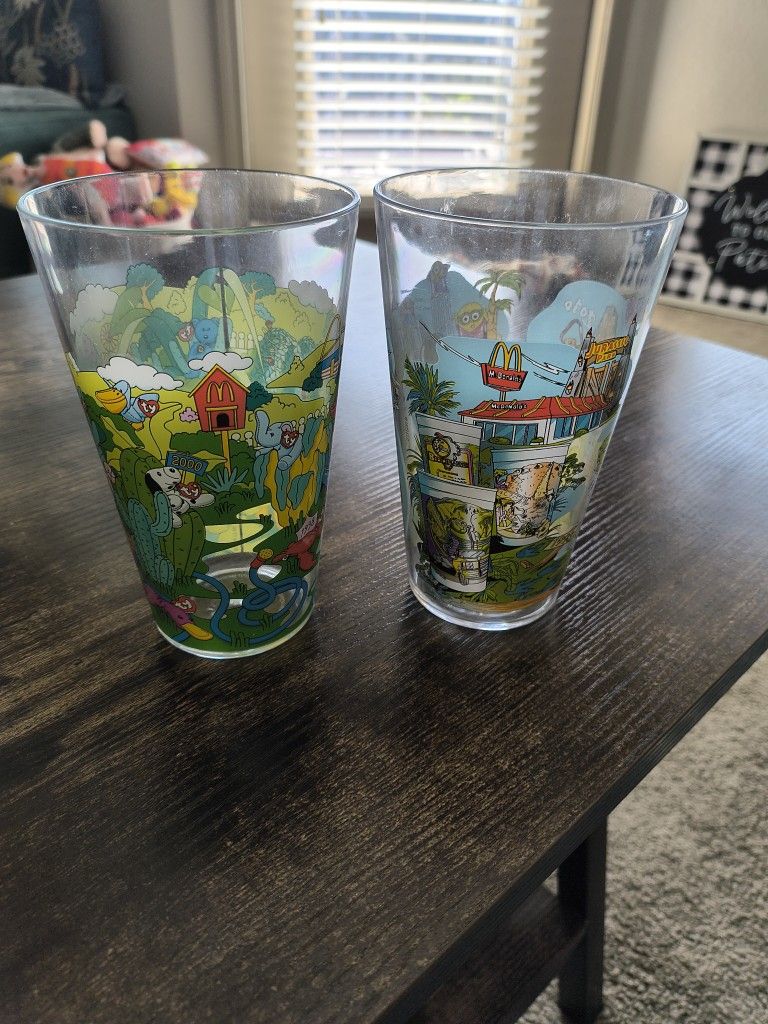 2024 McDonald's Cups beanie Babies Jurassic Park