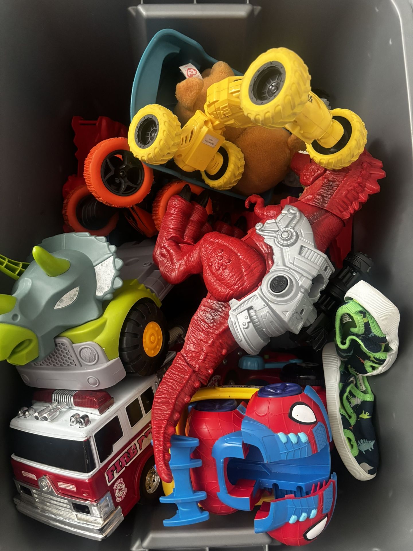 FREE TOYS