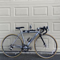 Performance R101 Road Bike – 50cm – Shimano Tiagra – Carbon Fork Men’s Bicycle