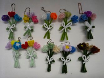 Handmade Pipe Cleaner Flower Bouquet Keychains 2 for $5