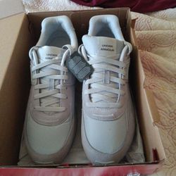 Under Armor Sneakers