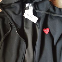 Play COMME Des GARCONS