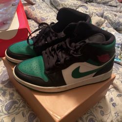 Jordan 1s Size 8