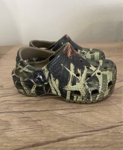 Baby crocs c5