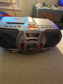 Sony Boombox CD Cassette Radio