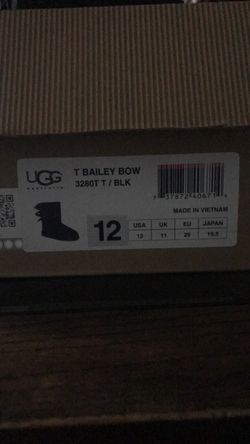 UGG girl boots size 12 lightly worn