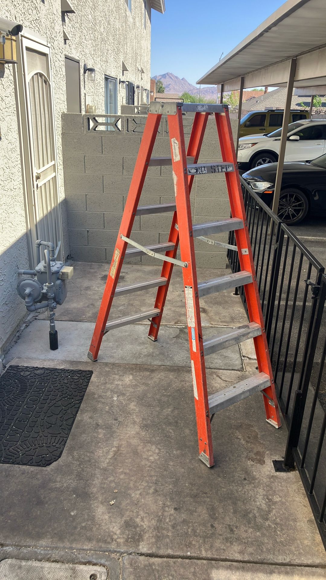 Ladder 6’