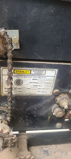 Stanley 540 Slide  Gate Openner