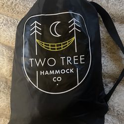 Treeless hammock