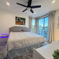 Adjustable Split King Bed + Mattress + Headboard (Excellent Condition)