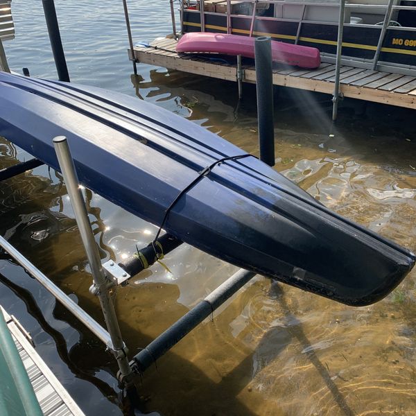 Field & Stream Blade 2 person Kayak for Sale in Sanford, MI - OfferUp