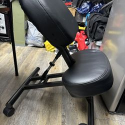 Adjustable Knee Chair