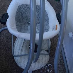 Graco baby swing