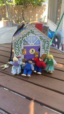 Melissa & Doug Key House - Complete