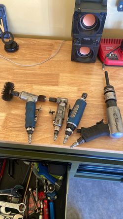 Pneumatic Air Tool Lot – 4 Pieces with air line