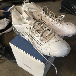 Size 10 Nike football cleats. Only used half a season