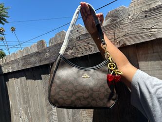 Coach handbag  brown