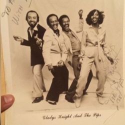 Gladys Knight And The Pips Pic And Autograph 