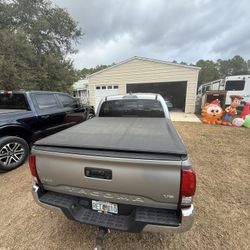 Redrock Roll Up Tonneau Cover