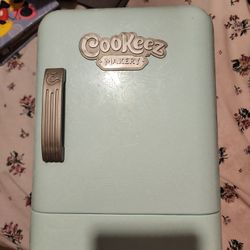 Cute Little COOKIES Kitchen Set