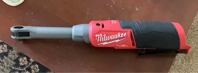 Milwaukee M12 fuel 1/4 ratchet