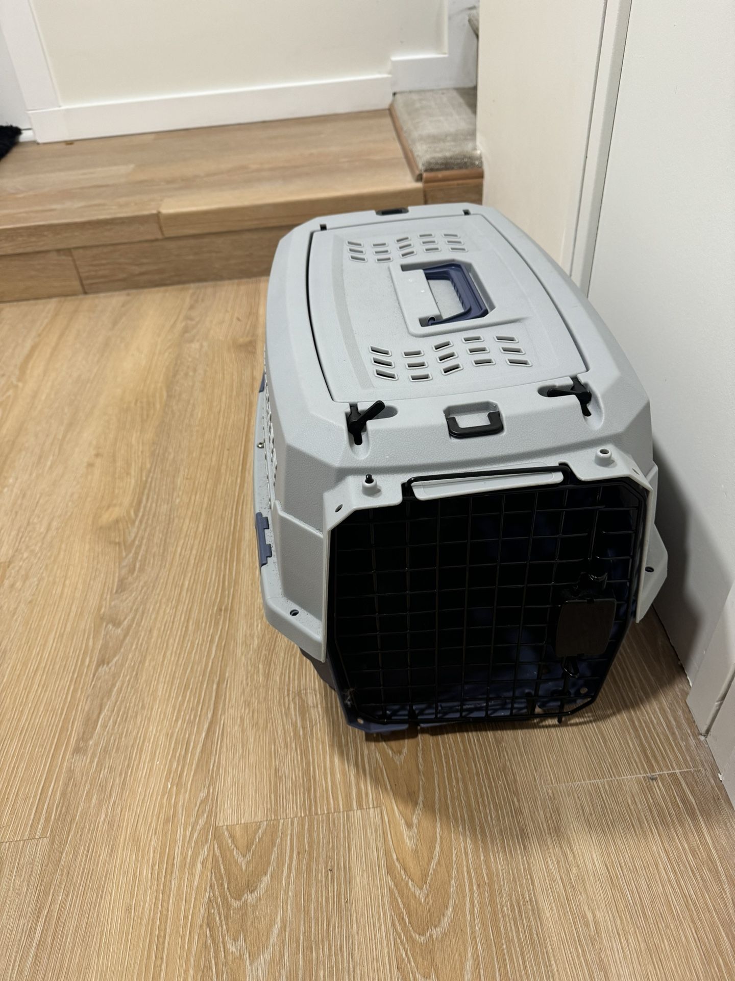 Plastic Kennel For Small Dogs