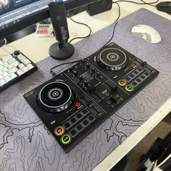 DDJ 200