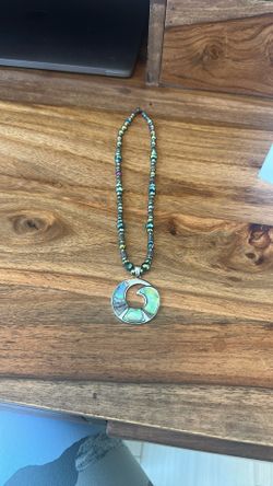 Magnetic Healing Necklace With Mother Of Pearl Wave Pendant