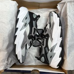 NIB Kid’s FILA Ray Tracer Evo 2 Size 4
