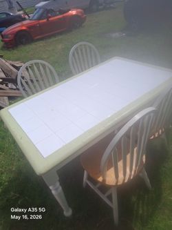 Dinning table 4 chairs