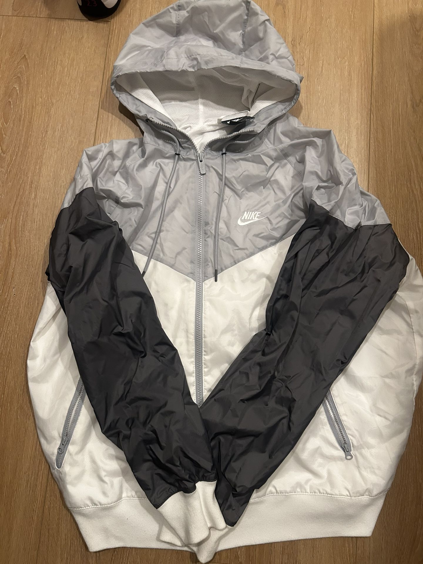 nike Windbreaker Size Large 