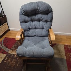 Rocking Chair 