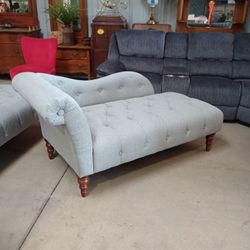 Chaise Lounge 