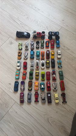 Lot of 50 Cars