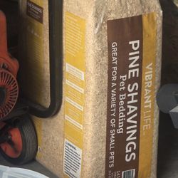 Pine Wood Shavings For Pets Litter Or Bedding