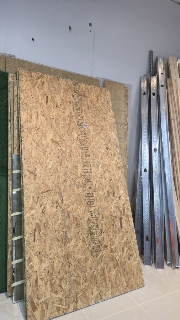 Used Plywood And Drywall Stud