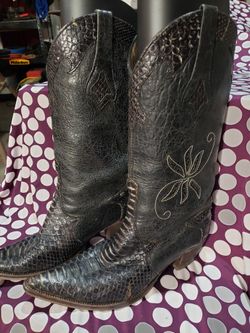 Frida Cuadray Womens Boots