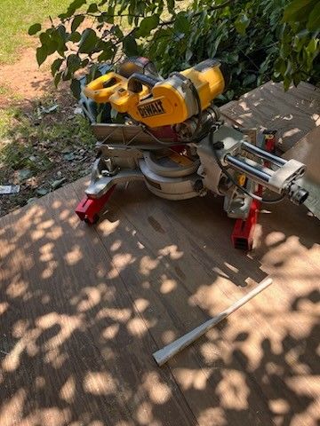 Very Nice Dewalt Table Saw