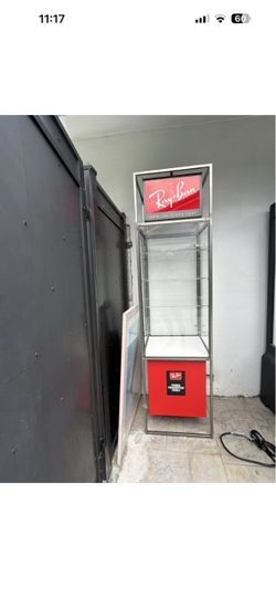 Ray-Ban Retail Display Case with Signage