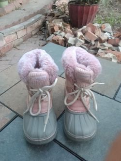 Kids Pink Winter Snow Boots London fog size 9 youth