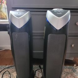 2 Germgardian 4-in-one HEPA Air Purifier. 22" 